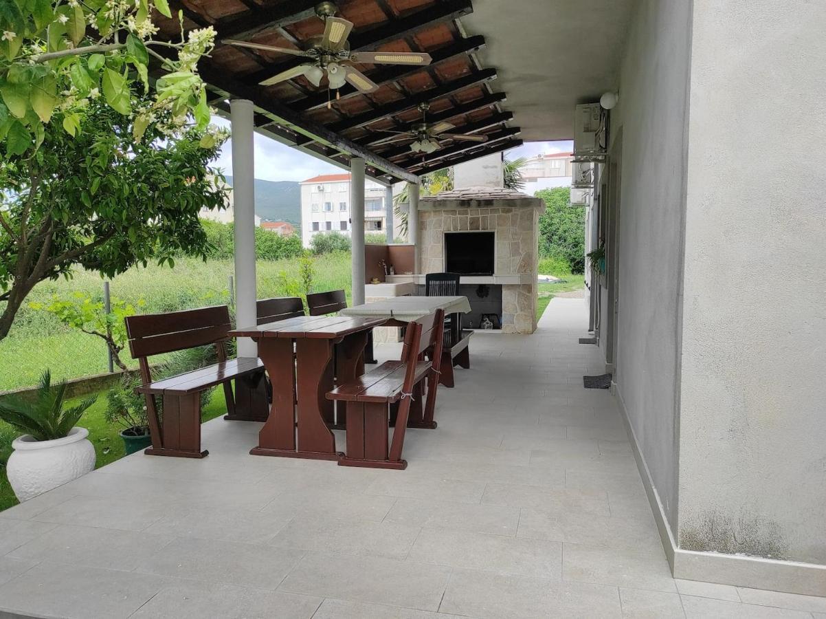 Apartment Bellacosta III Kaštela Kültér fotó